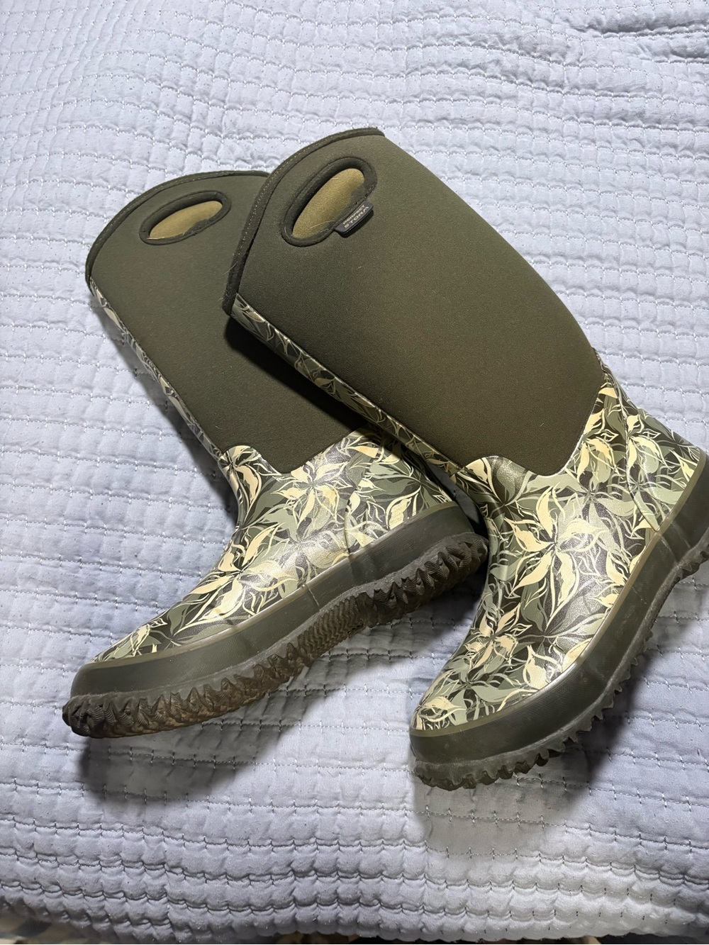 Olive Green Women's Waterproof Neoprene Rain Boots with Leaf Print